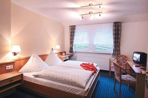 Tommes Gaestehaus Zur Muehle Schmallenberg Room photo